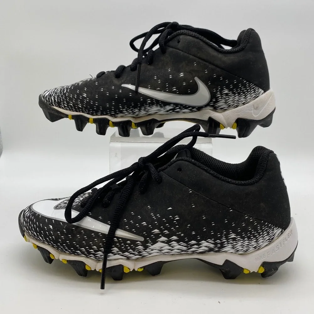 Nike Vapor Shark 2 BG Boys Youth Football and Soccer Cleats Swoosh 833388-001